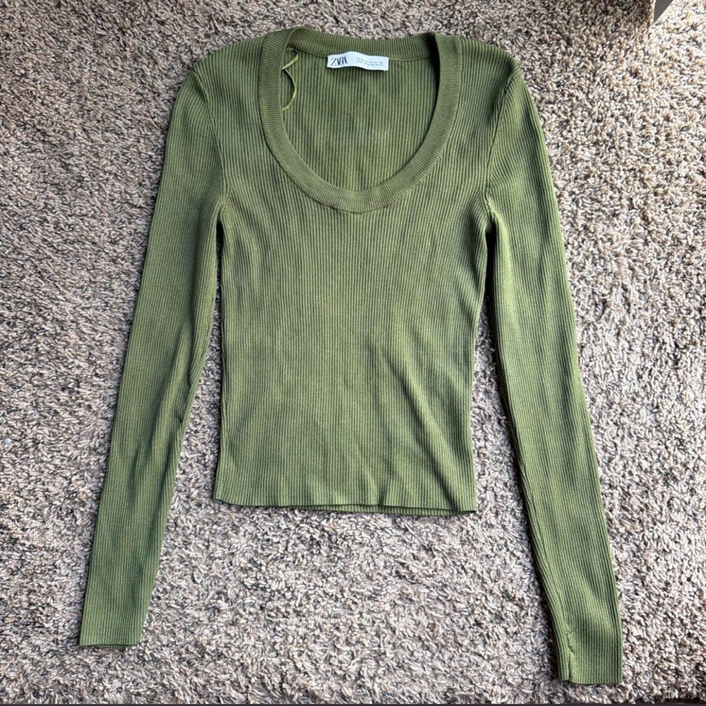 Zara Sage Green Long Sleeve Ribbed Tee